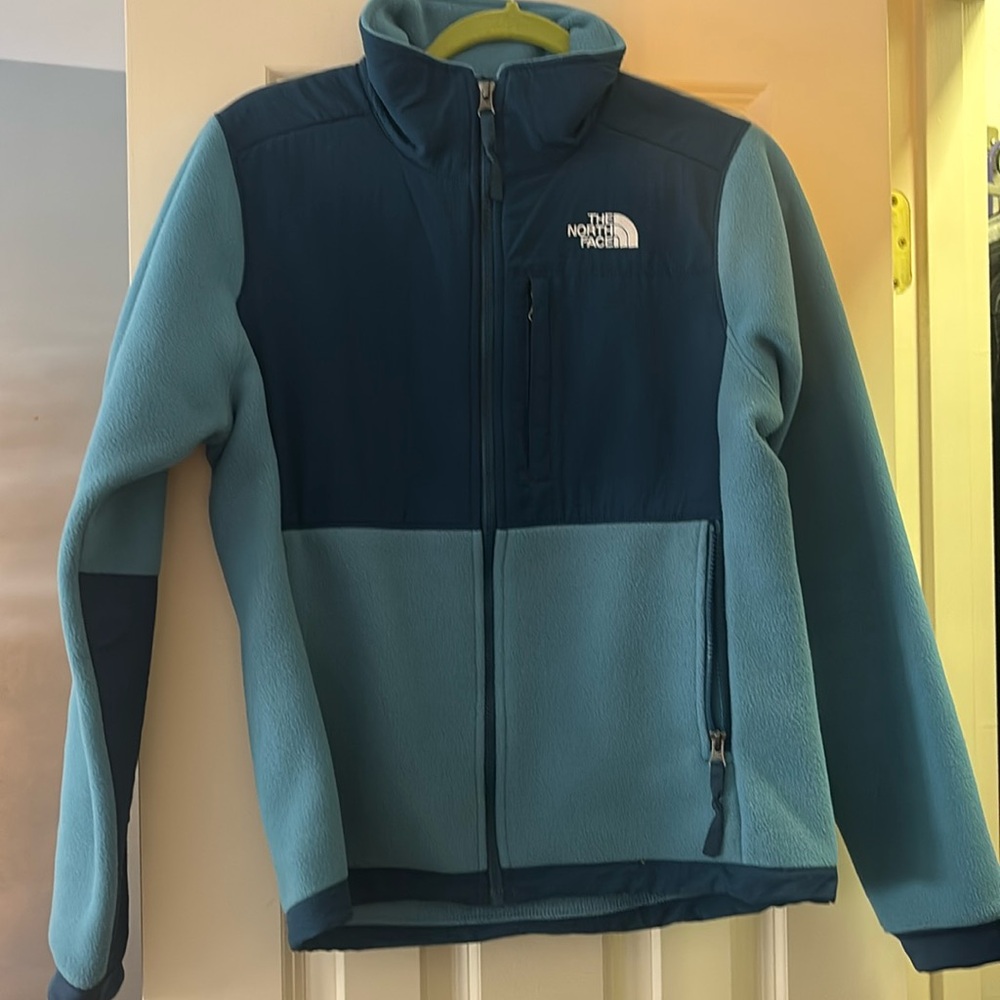 Women’s North Face Jacket